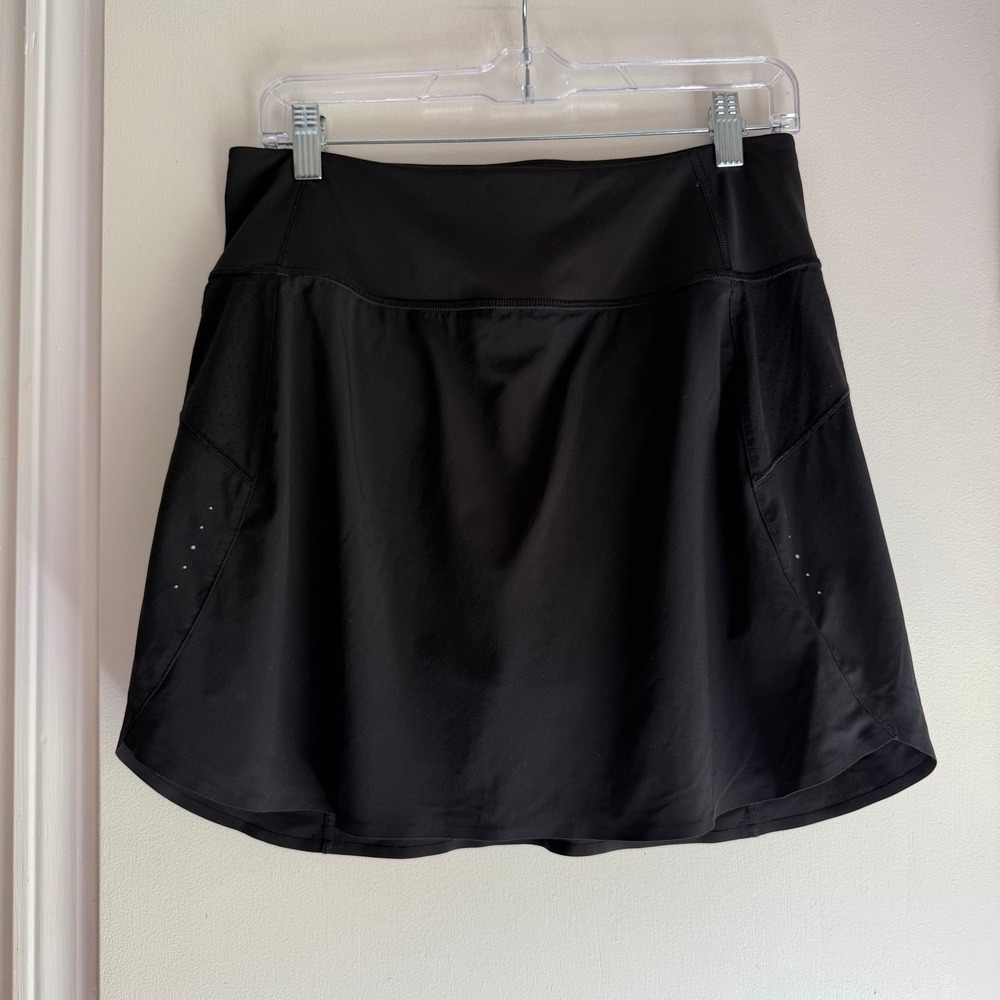Athleta Run With It 16" Skort Black Active Mini Skirt Built-in Shorts Womens M